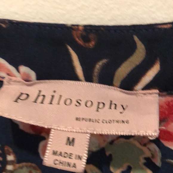 Casual flowery blouse - Picture 3 of 4